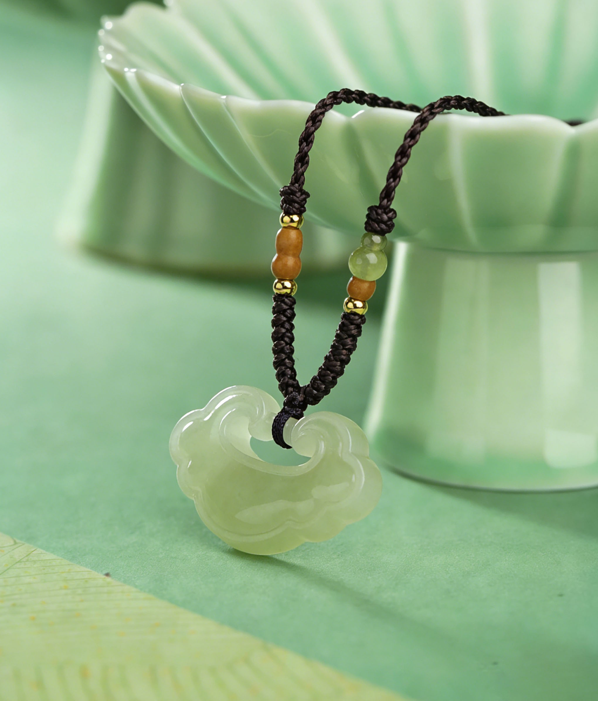 Natural Hetian Jade "Ruyi" Cloud Locket Pendant | Symbol of Wellness & Serenity | Portable Health Talisman - Image 4
